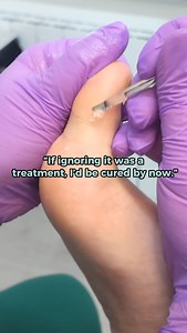 Been ignoring that cracked skin? Here’s your sign to sort it 👣💥 “If ignoring it was a treatment, I’d be cured by now!” But real talk, those little dry patches? If left too long, they can crack deep and even bleed 😬 Calluses and cracked heels don’t fix themselves… but that’s what we’re here for 💅 Book in, get it sorted, and walk out feeling brand new | Hands and Feet by Lui