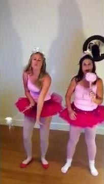 Nicki Minaj - Super Bass By Sophia Grace Brownlee Bellyup Version