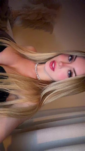 فيديوهات أنشأها roxie.alvarezz (@roxie.alvarezz) باستخدام sonido original - 𝐊𝐡𝐥𝐨𝐞 𝐒𝐡𝐚𝐧𝐭𝐚𝐥🌙