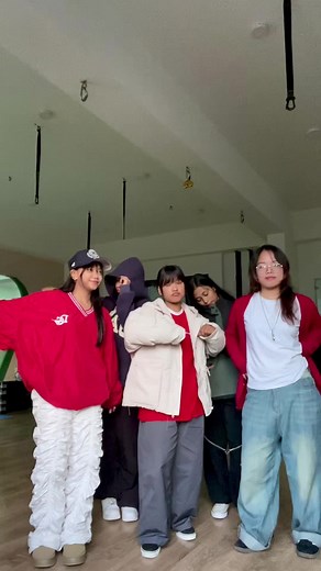 Modern Minimalist Dance Routine Performance