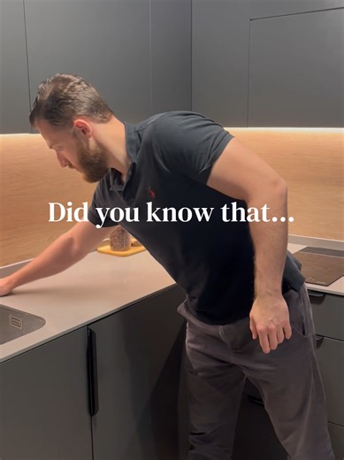 Here’s what most people don’t understand when it comes to dieting… 1️⃣ Fat Loss Requires a Moderate Calorie Deficit The sweet spot is 200–500 kcal per day. Not 1,000. Not starvation. Too aggressive: • Muscle loss increases • Energy drops • Sustainability disappears Small, controlled deficits win long term. 2️⃣ Carbs Store Water 1g of carbohydrates binds approximately 3–4g of water. When you reduce carbs, you lose water first. That’s why weight drops quickly at the beginning. It’s not all fat. It