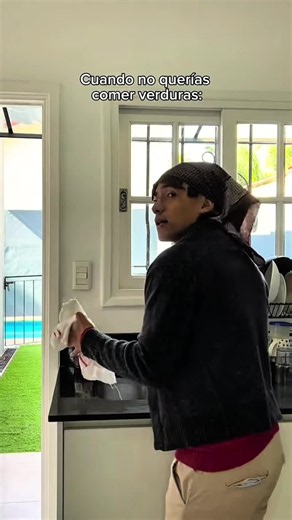 Cachetes Is Back! Ruben Tuesta Funniest Moments