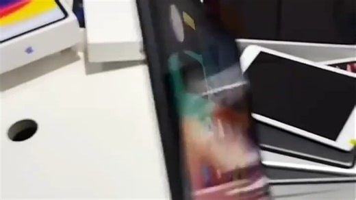 商务伙伴，苹果平板电脑，Face Time 助力远程商