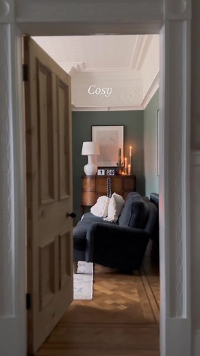 Happy Friday!! Still holding onto cosy days here! #livingroom #interiordesign #interior #homedecor #home #design #livingroomdecor #furniture #decor #homedesign #interiors #decoration #architecture #homesweethome #sofa #bedroom #livingroomdesign #interiordesigner #luxury #interiorstyling #interiordecor #furnituredesign #living #inspiration #art #livingroominspo #kitchen #instahome