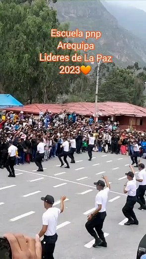 su himno😂 #pnp #escuela #visitapnp #charcani #lideresdelapaz #EESTP #matador #policia #🧡