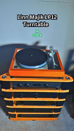 Linn Majik LP12 is a pre-configured LP12 package combining a performance set-up with Linn Krane tonearm and choice of Linn Adikt MM (moving magnet) or Linn Koil MC (moving coil) phono cartridge, making it an excellent value LP12. It was Linn's debut product and remains as one of the most popular turntables in the world. Released in 1972, it revolutionised the hi-fi industry and remains the benchmark by which all turntables are judged today. 🤩👌 https://shorturl.at/ihqC7 | Audio Affair