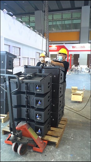 Active dual 10 inch professional linear array, welcome everyone to consult For pricing information, please contact us through WhatsApp, Zalo, and WeChat at 86 18902557150 Sandy Audio is a factory and terminal supplier, and we have been in the professional audio industry for 28 years. We have a pursuit of sound quality and stability, and possess technical capabilities in product development, system construction, and tuning. We sell separate products and complete speaker systems. OEM buyers, distr