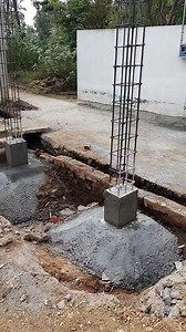 This video provides a detailed, step-by-step guide to the construction of reinforced concrete (RCC) column footings for a building foundation. Learn the proper techniques for site excavation, formwork installation, steel rebar reinforcement, and concrete pouring processes that ensure a strong and durable structure. What You'll Learn: Purpose and importance of column footings Proper rebar cage assembly and placement Tips for a successful concrete pour Common civil engineering practices on a live 