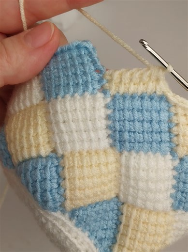 Easy Crochet Pattern Tutorial for Beginners