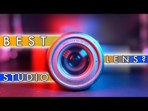 Sigma 30mm f1.4 Review: Best Studio & Cinematic Lens for Sony ZV-E10, A7iv, A6400?