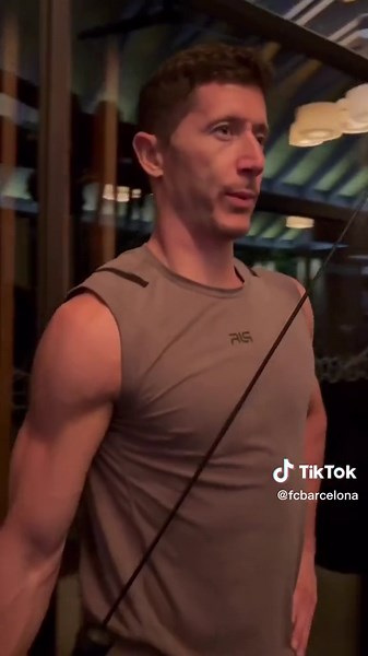 Intense Training with Lewandowski at FC Barcelona