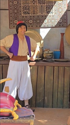 Disneyland Paris, Aladdin counts a million splashes of colour!