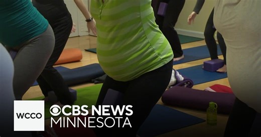 Pregnancy expert weighs in on whether belly shape reveals a baby’s gender