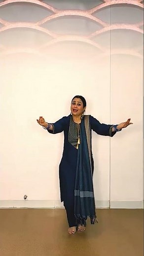 Mere Yaar Ki Shadi Hai || Easy Steps || Himani Dance Classic || #shorts #dance #wedding #easysteps