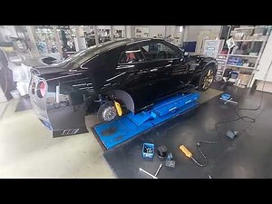 [Tire change] Nissan GT-R tire change