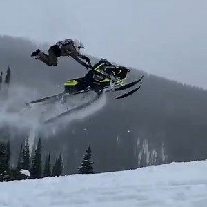 10K views · 91 reactions | Started off cool, ended up in a total mess.  #SledFails | Snowmobile | Facebook