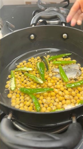 How to make matar stew with rice flour and fermented fish in Tripuristyle #shorts #food #recipe