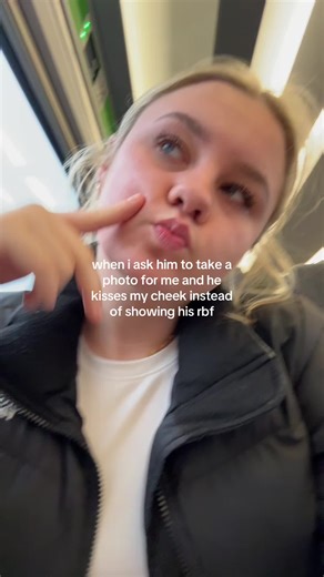 Heartfelt Moments: Cute Cheek Kisses in Photos