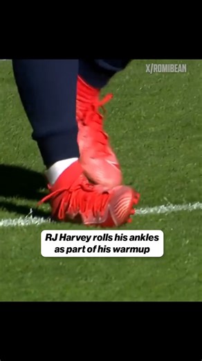 This isn’t just a warm-up—it’s injury prevention. Ankle walks load the ankle in controlled end-ranges, helping prepare ligaments, tendons, and joint mechanics before explosive movements. Keeping the ankle mobile and strong is critical for reducing sprains and lower-extremity injuries. If it’s good enough for the NFL, it should be part of every pre-game routine. ✅Follow @drdavidabbasi for More Daily Medical Content & Health Tips! 🌴😷Schedule a consultation to see Dr. Abbasi as a patient in Delra