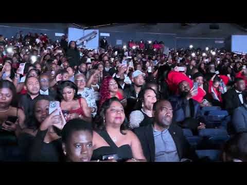 Nu look live nan Madison Squad Garden - Konpa en Synphonie