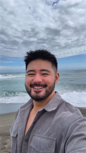 Raven Tacwigan on Instagram: "Life’s a beach!"