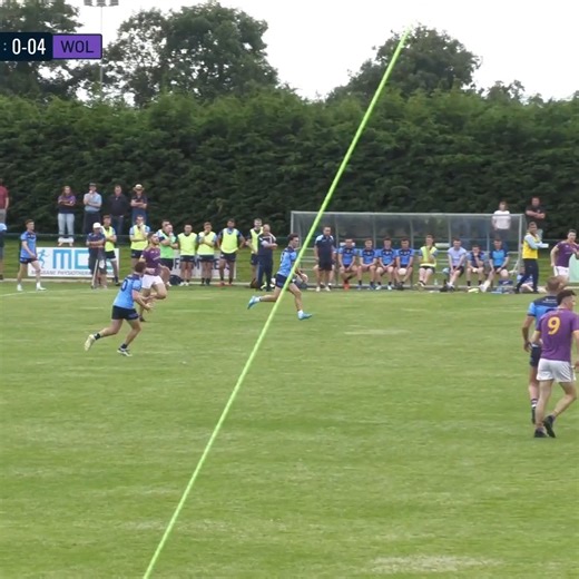 Clubber on Instagram: ""Brilliant finish from Sean Tobin... class in abundance!" 🎙️ From that angle, the finish had to be perfect - and the @simonstowngaels corner forward was up to the task 🔥 Watch @meathgaa_official SFC live now on clubber.ie 📺"