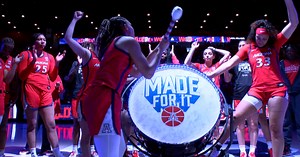 With March Madness underway, it's game time for newly opened women's-sports bars across the US