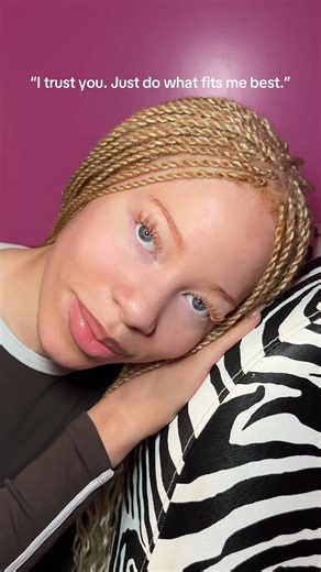 Color matching lash extensions