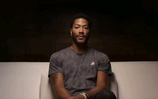 罗斯最新纪录片《The Derrick Rose Story（罗斯的故事）》发布预告片！从进入联盟到重伤归来，记录罗斯涅槃重生的背后，这，是他的故事！