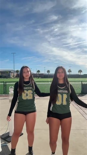 In Sync Head Movement Dance Challenge