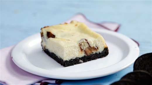 Twix Cheesecake Bites