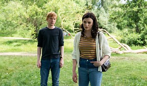 Aisling Bea Plays Domhnall Gleeson's Wife In New Series