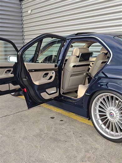 BMW 7 E38 (@bmw7e38swiss)’s videos with Sick (Dark Trap Beat) - Instrumental - Cj Beatz