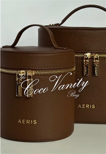 Close-Up Look at the Coco Vanity Bag for ASMR Lovers