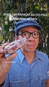 Summer is fast approaching, I'm reposting this reel on the deadliest shell so abundant in local beaches. Shell na nakikita sa Pilipinas, Conus geographus, mas matindi ng 20x ang lason kumpara sa Cobra! #kuyakimanona #foryou #foryourpage #kuyakim #dapatalammo (Erratum-- Shell in the Video is the Conus aulicius, with markings almost similar but just as deadly. Thanks @kenshi.kim ) | Kuya Kim Atienza