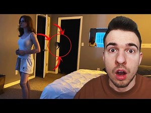 NEM VAGY EGYEDÜL A SZOBÁDBAN!