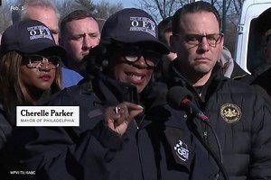 7 Are Killed in Medical Plane Crash in Philadelphia