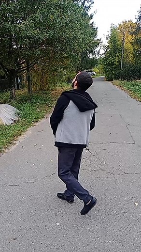 Dynamic Movement Sequence in a Park Setting