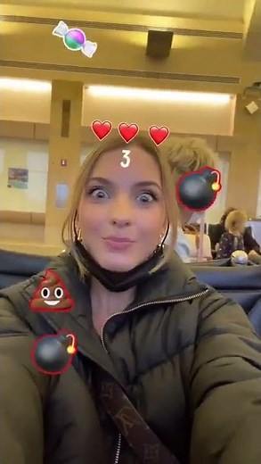 Lexi Rivera eats poop💩🤭😂