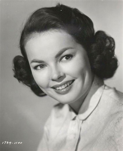 Alice Kelley | Actress