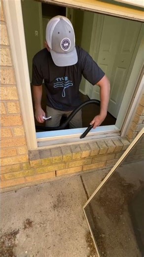 Window Track & Sill Cleaning in Tyler, TX #tylertx #windowcleaning #residentialwindowcleaning