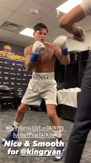 Ryan Garcia getting warmed up and ready for Devin Haney fight 🔥