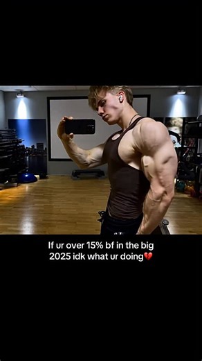 @topiasn_ on Instagram: "Time to get shreddded @breathedivinity shock drop live rn Code TOPIAS [ad] #gym #training #bodybuilding #motivation #lifting #fyp"