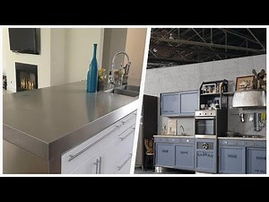 75 Small Kitchen With Stainless Steel Countertops Design Ideas You'll Love 🟡