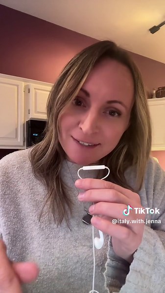 Not every central train station in Italy is obvious, so here’s a quick reference guide. Save it, or downloads are on so you can use offline. Let me know if I missed any you’d like to know. #italytraveltips #italytravelplanning #italytravel #italywithjenna #italy #traintravel