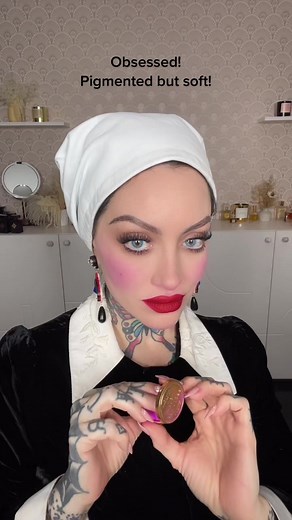 Princess Pat Rouge came in six extremely pigmented shades - i had a few extras, one broken, so put it to good use. It is Heaven! #vintagemakeup #rouge