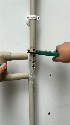 3.6M views · 3.2K reactions | How to Fix PVC Pipe Leakage with Simple Trick | DIY Plumbing Hack #ideas #shorts #pipe | Hardware tools | Facebook