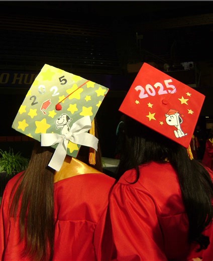 be kind during this college decision season Don’t be judgmental because you really don’t know what anyone is going though. Be kind always! Best of luck to my class of 2026 this year! I promise you everything will work out :) #fyp #college #collegeapps #collegedecision #classof2026