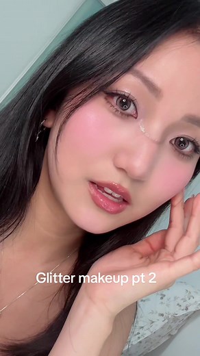 Glitter Club Makeup Tutorial Pt 2 - Rave Ready Glittery Look