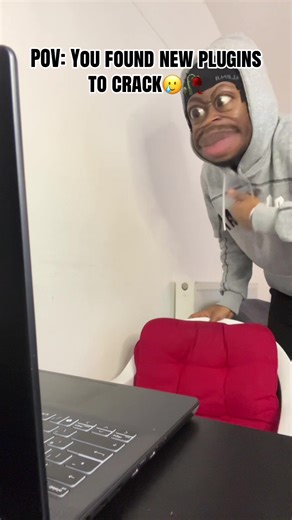 Never crack plugins guys! This is just a meme😇 #producermemes #musicmemes #plugins #2026music #rapper